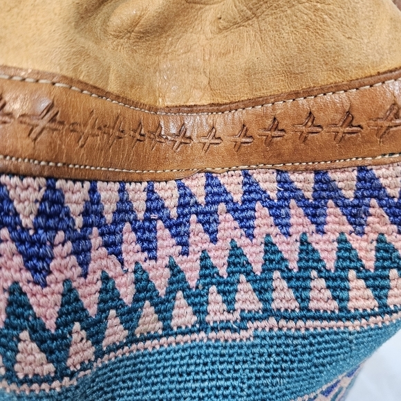 Vintage 90s‎ Pastel Bohemian Aztec Textile & Leather Backpack Bag - Picture 3 of 9